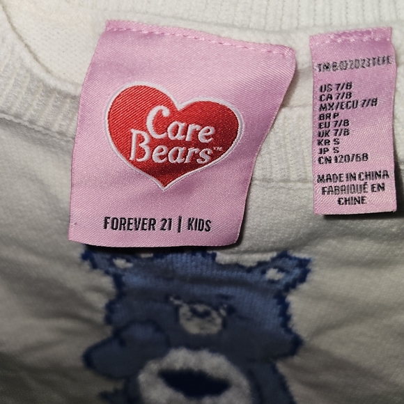 Forever 21 Kids White Sweater with Blue Care Bear Design Grumpy Bear - Picture 5 of 14